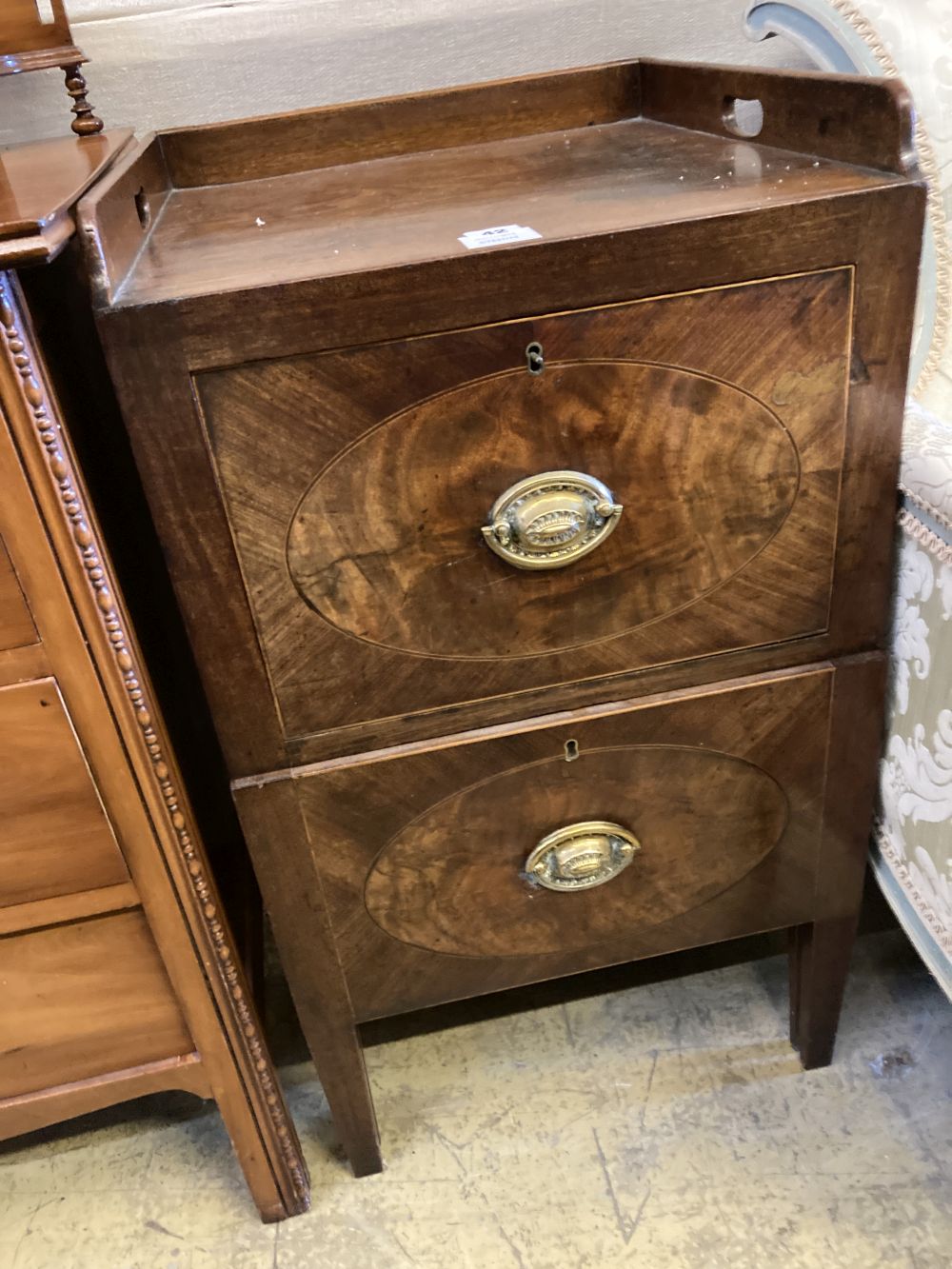 A George III mahogany tray top commode, width 46cm, depth 48cm, height 82cm